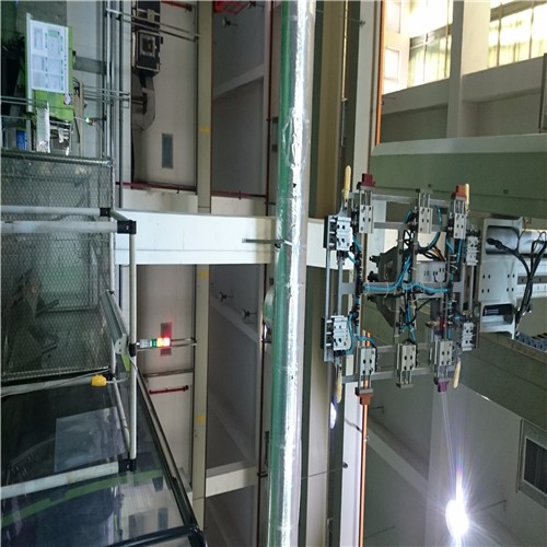 机械手治具