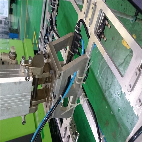 机械手治具